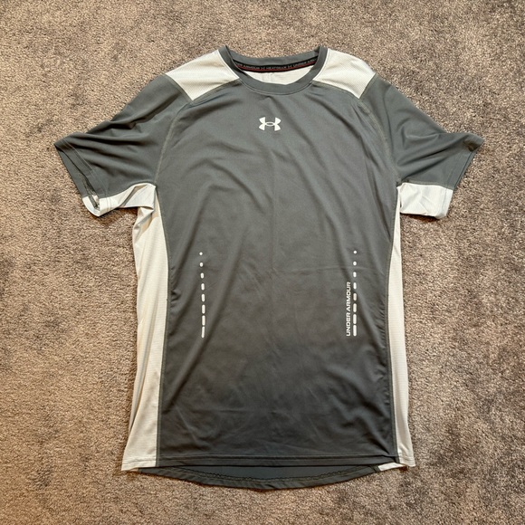 Under Armour T-shirt - Picture 1 of 5